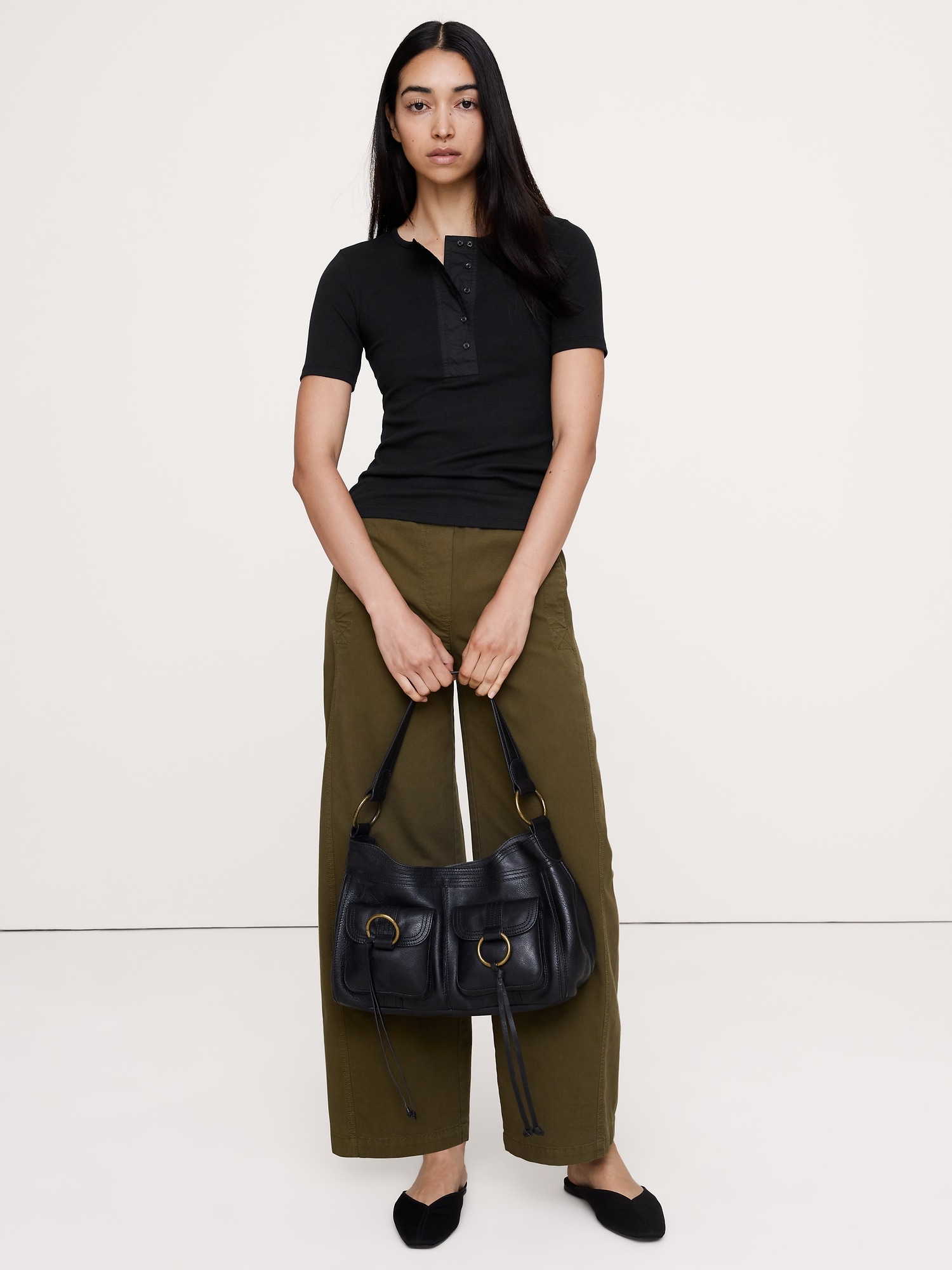 L'image numéro 1 présente Haut à encolure henley en tricot côtelé