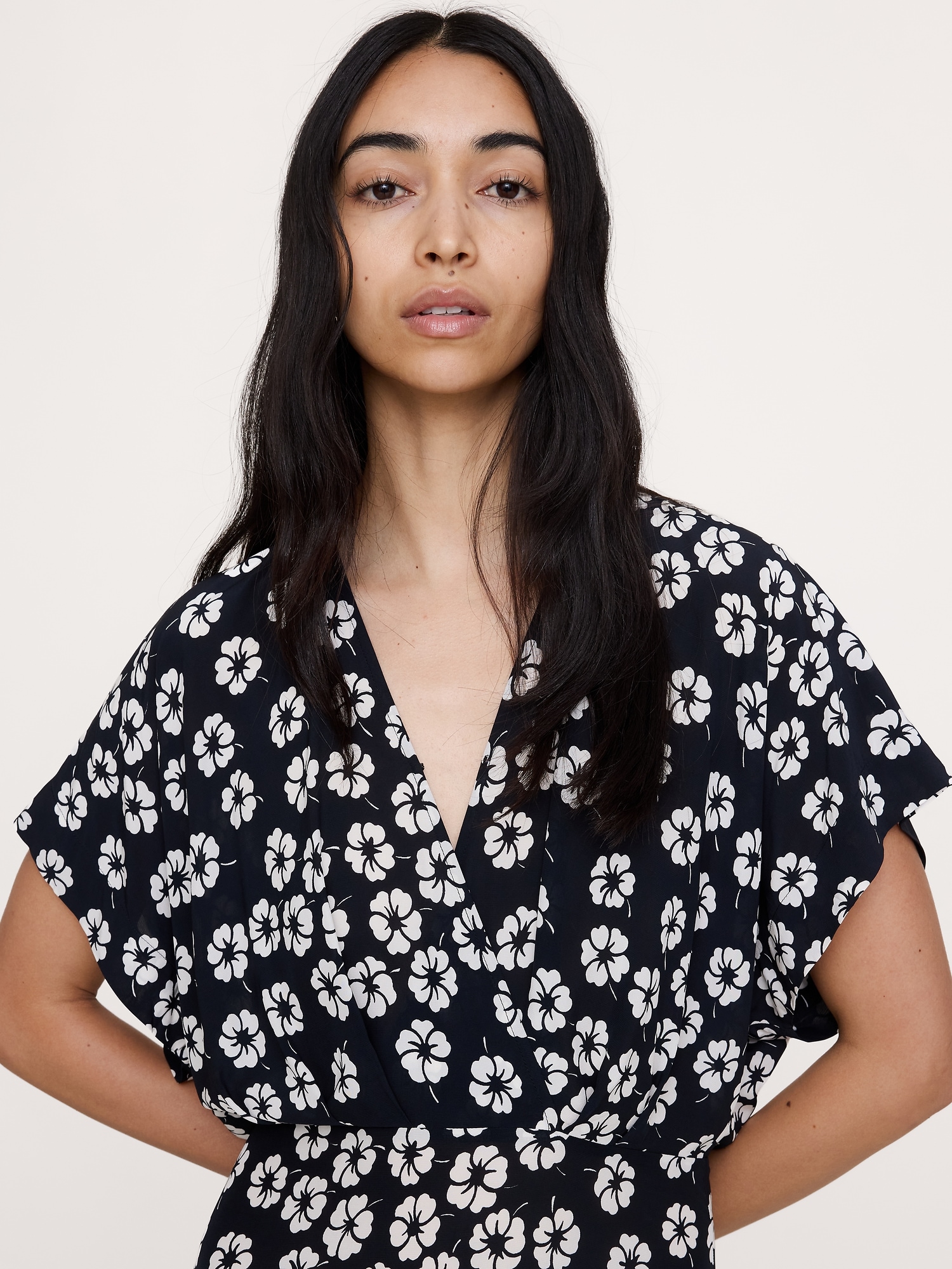 Crepe Wide-Sleeved Maxi Dress