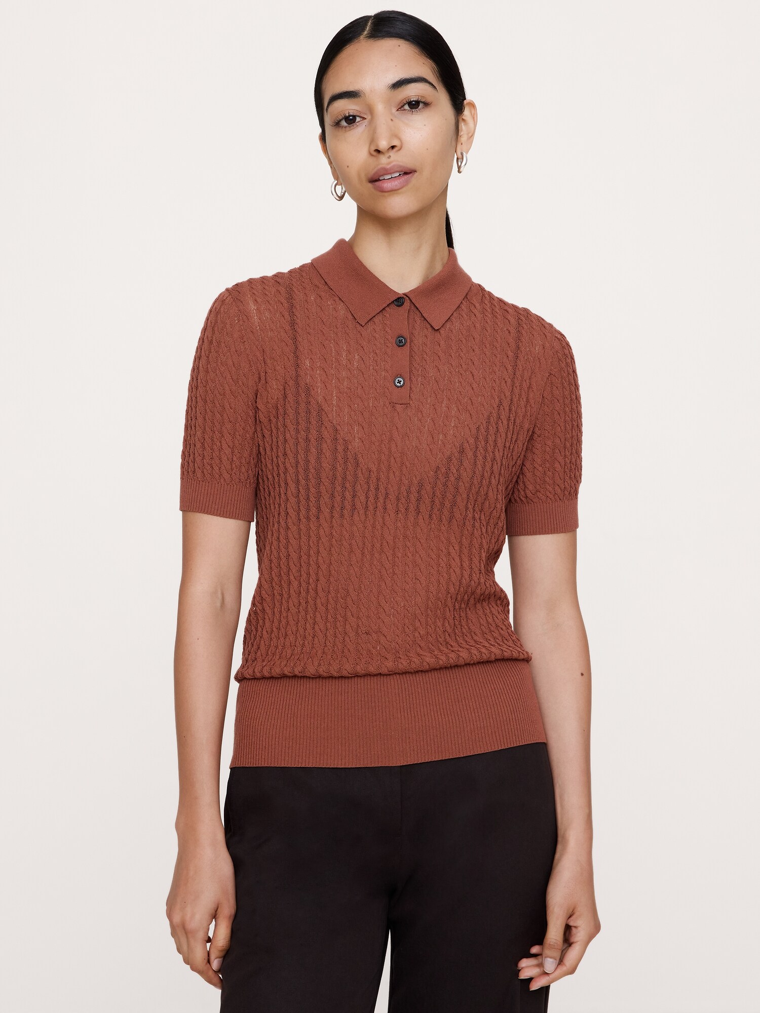 L'image numéro 1 présente Polo en tricot froissé