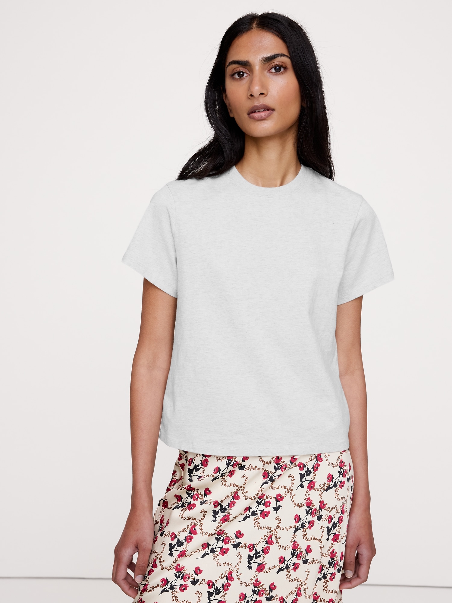 L'image numéro 1 présente T-SHIRT RAS DU COU EN COTON RÉTRO