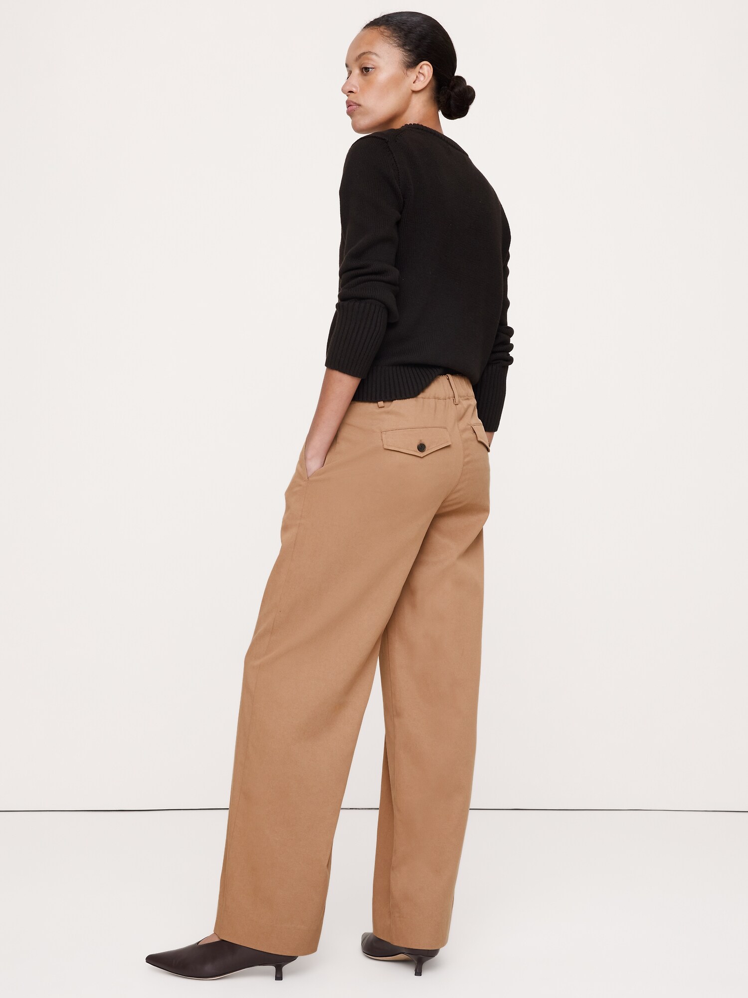 L'image numéro 2 présente Le pantalon à jambe large de tous les jours