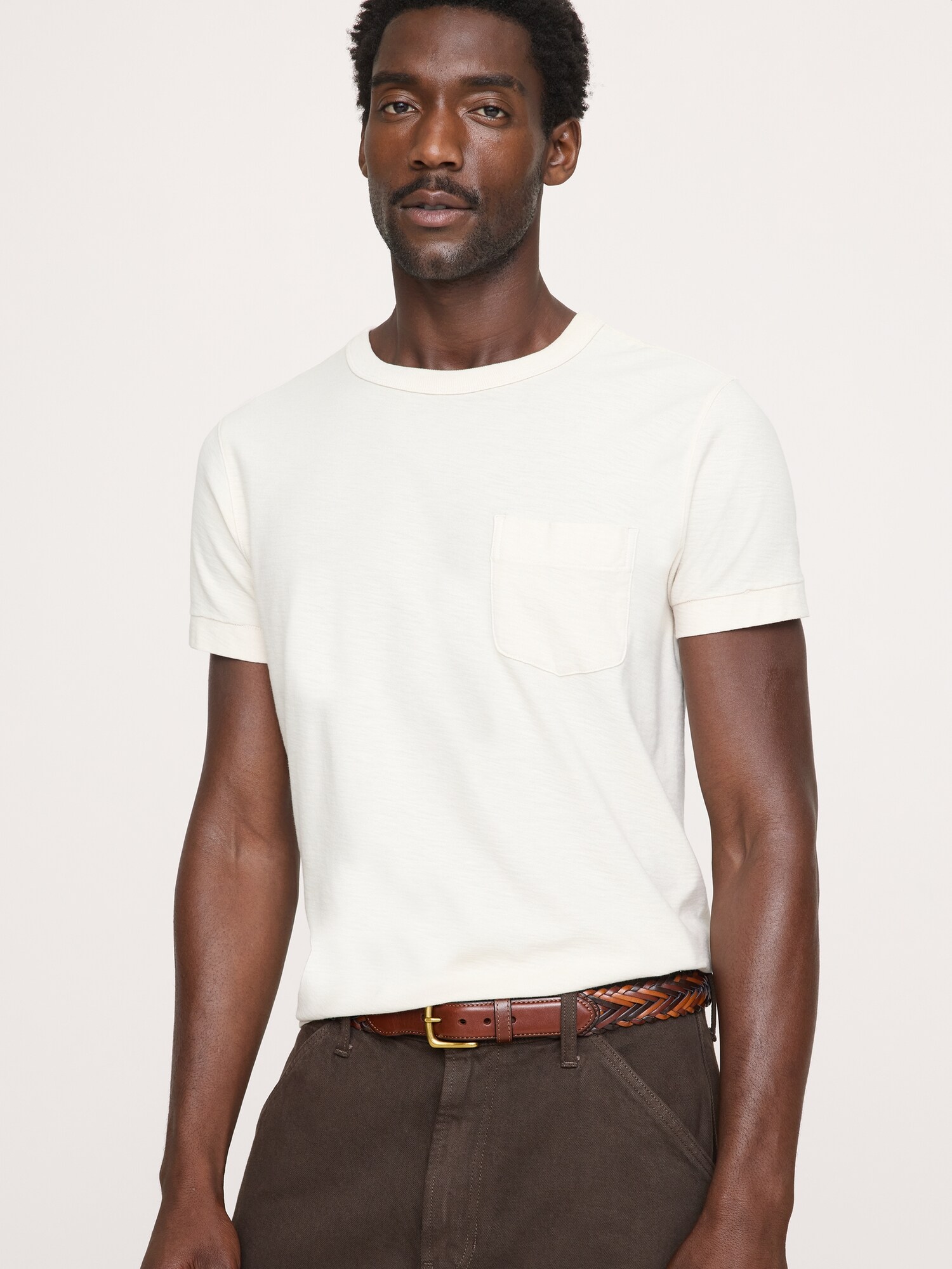 L'image numéro 2 présente Ceinture en cuir tressé tricolore