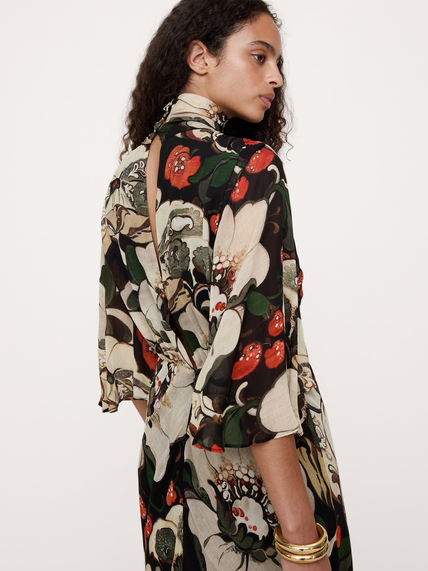 Georgette Flutter Cape-Sleeve Midi Dress