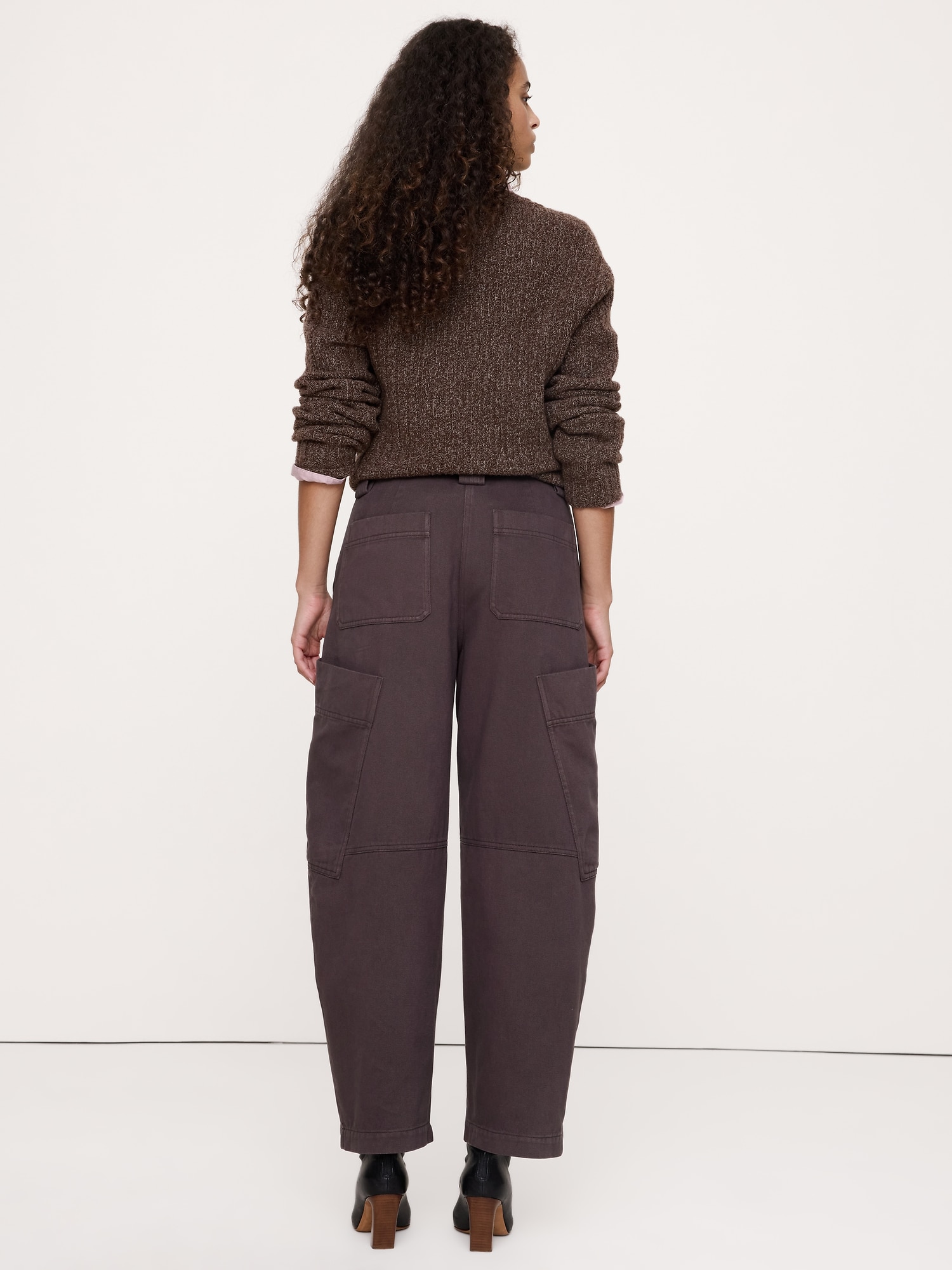 High-Rise Cotton-Linen Barrel Pant
