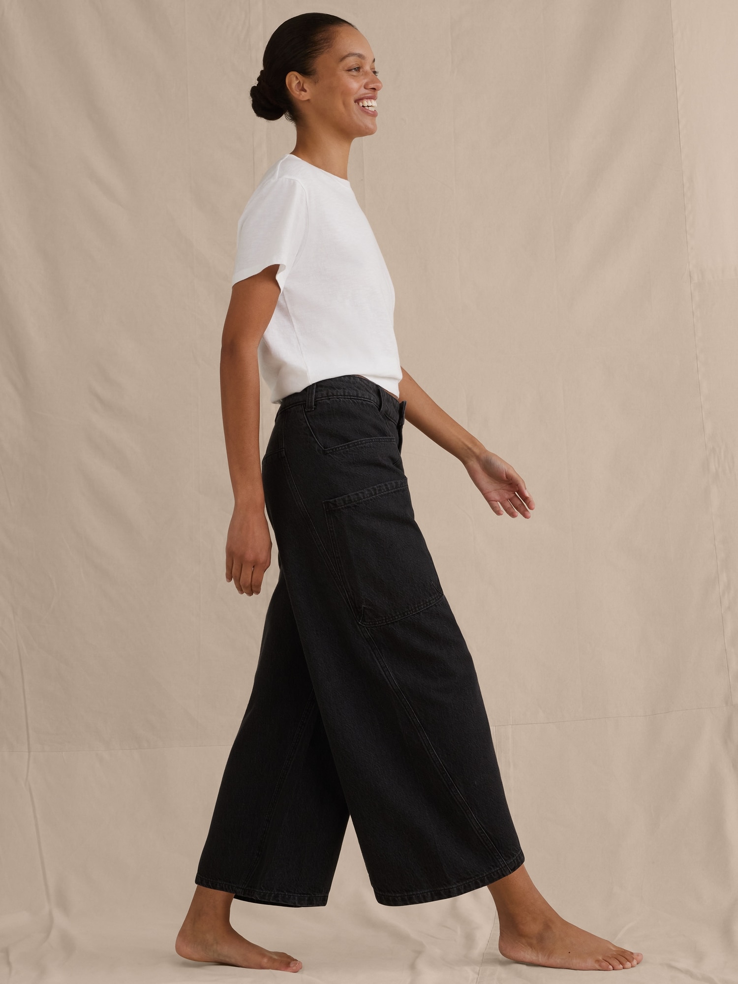 Low-Rise Loose Crop Jean