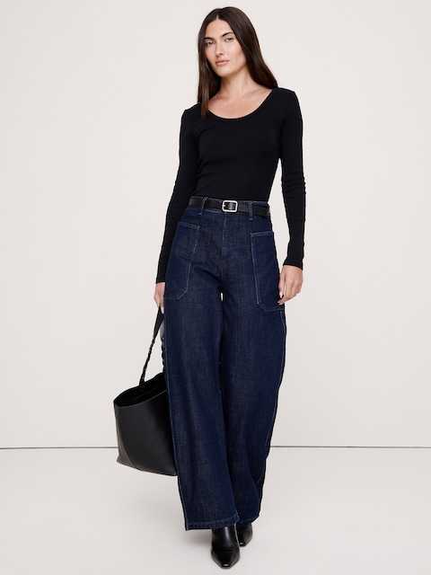 Minimalist Cotton Long-Sleeve Scoop-Neck T-Shirt