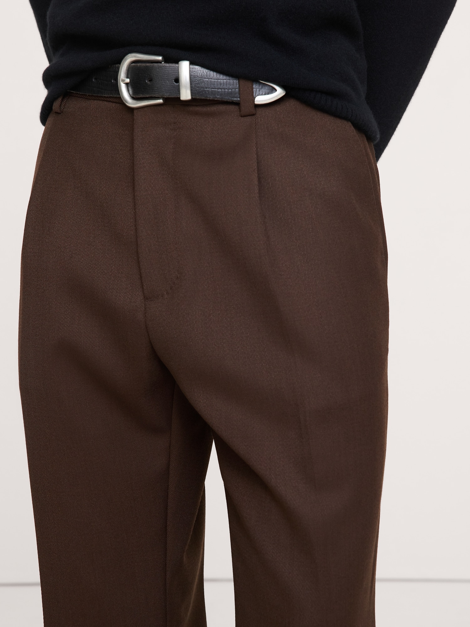 Classic Tapered Twill Dress Pant