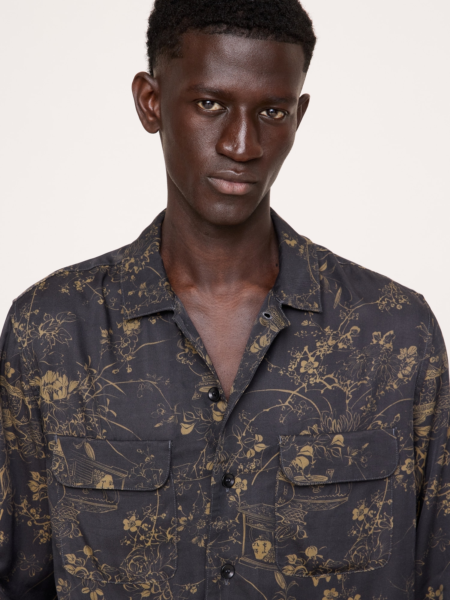 Standard-Fit Drapey Floral Resort Shirt