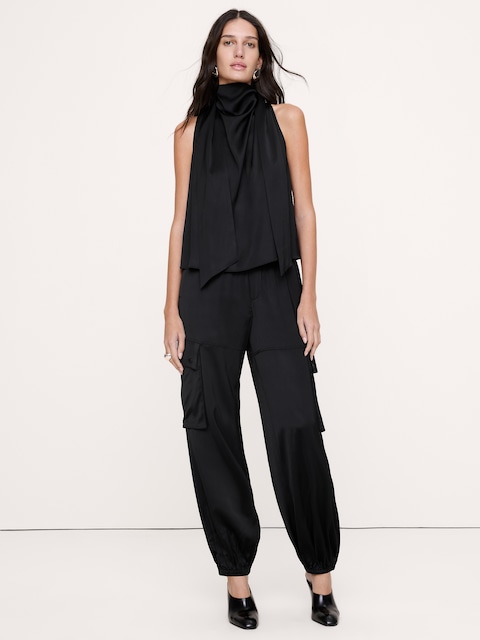 HAUT À COL CRAVATE EN SATIN EXTENSIBLE