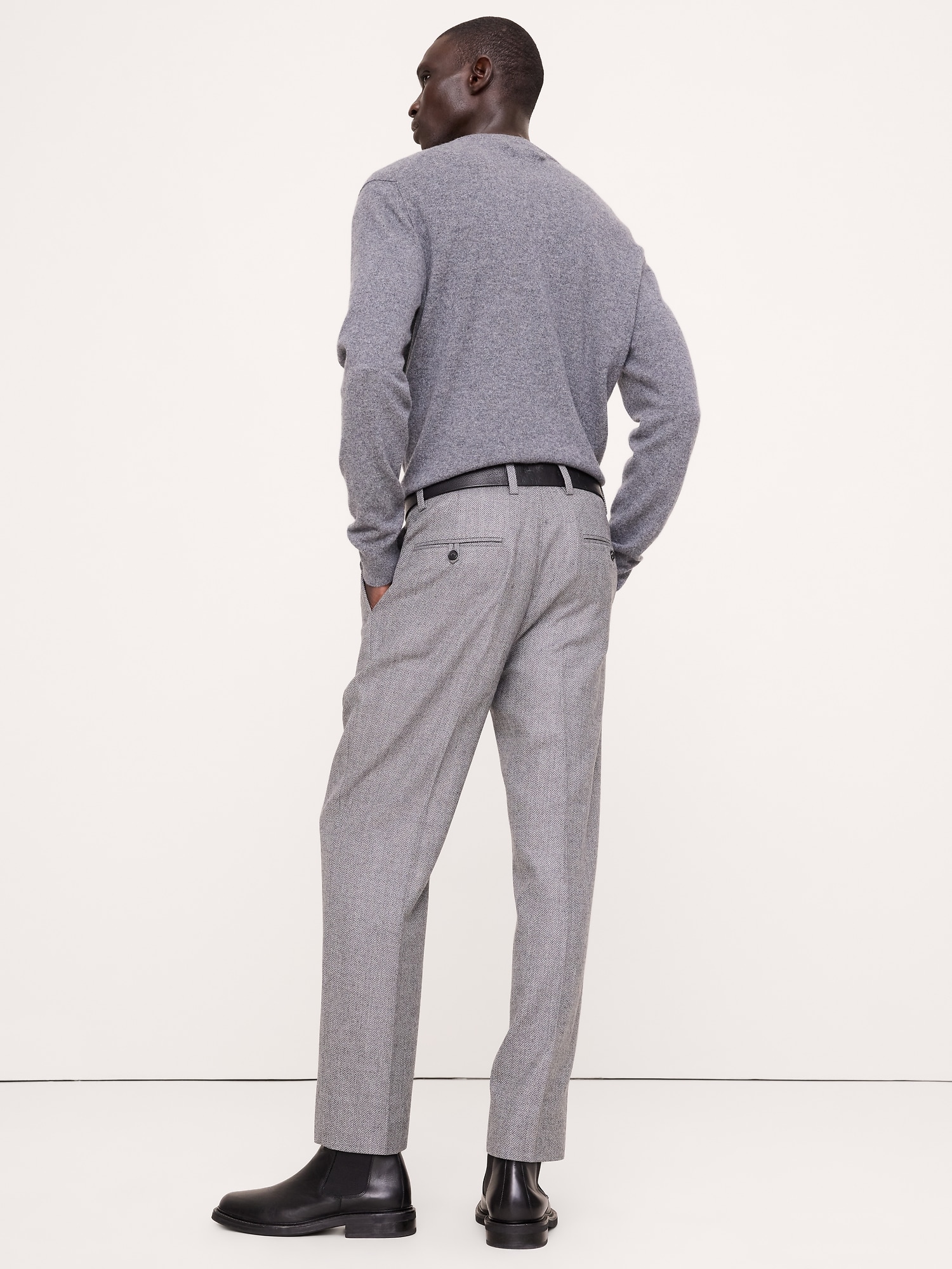 Classic Tapered Wool-Cotton Herringbon Dress Pant