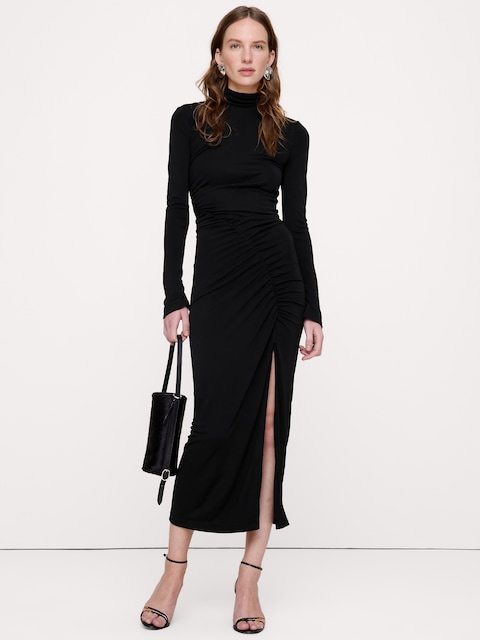 ROBE LONGUE À COL ROULÉ EN JERSEY FRONCÉ