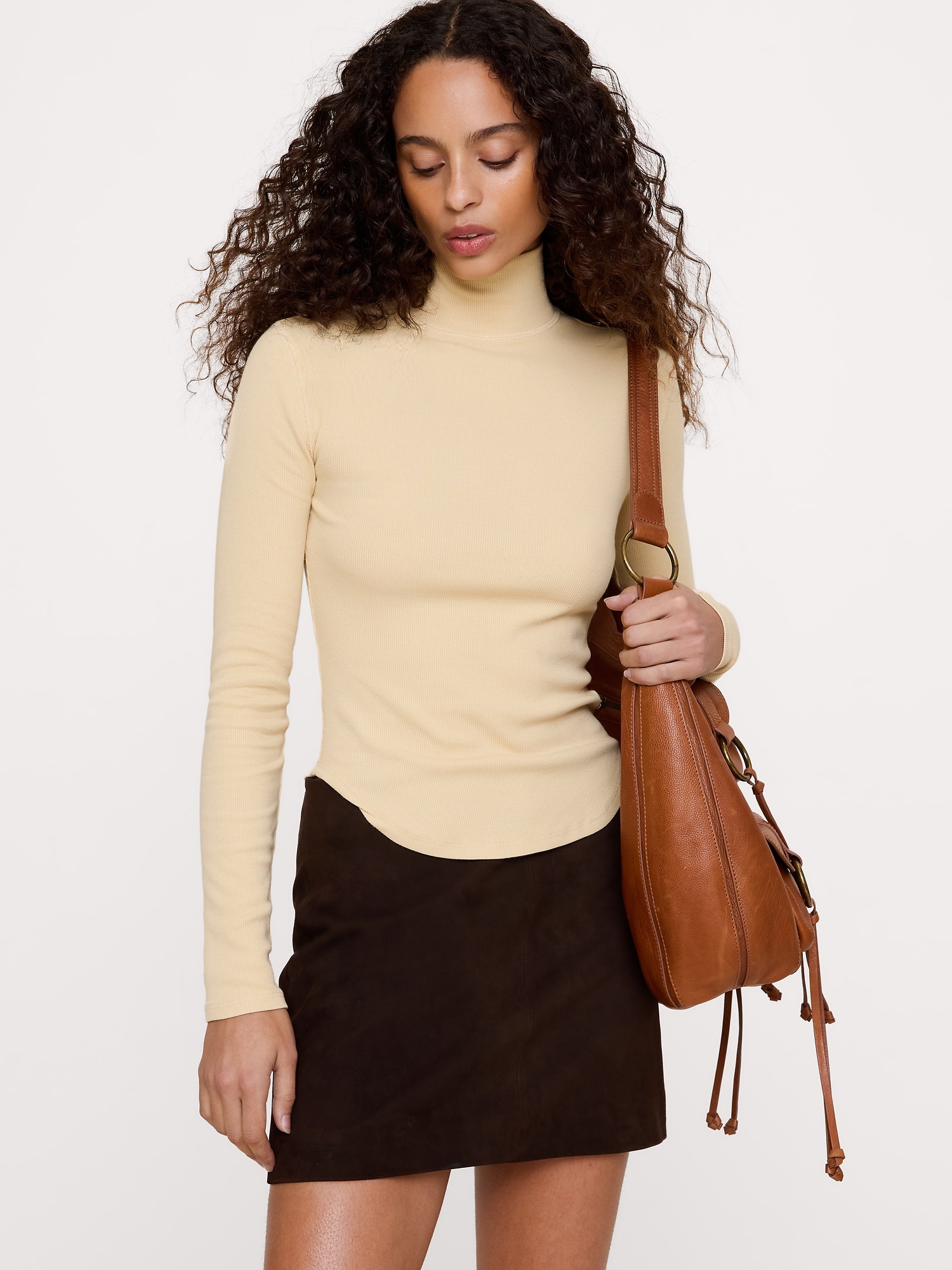 Ribbed Long-Sleeve Turtleneck T-Shirt