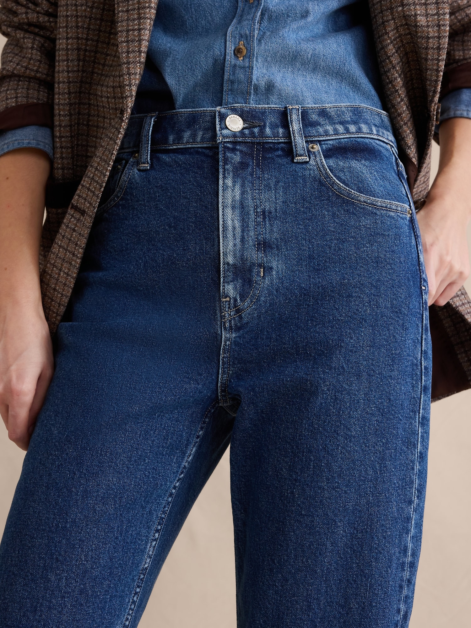 High-Rise 90S Straight Jean
