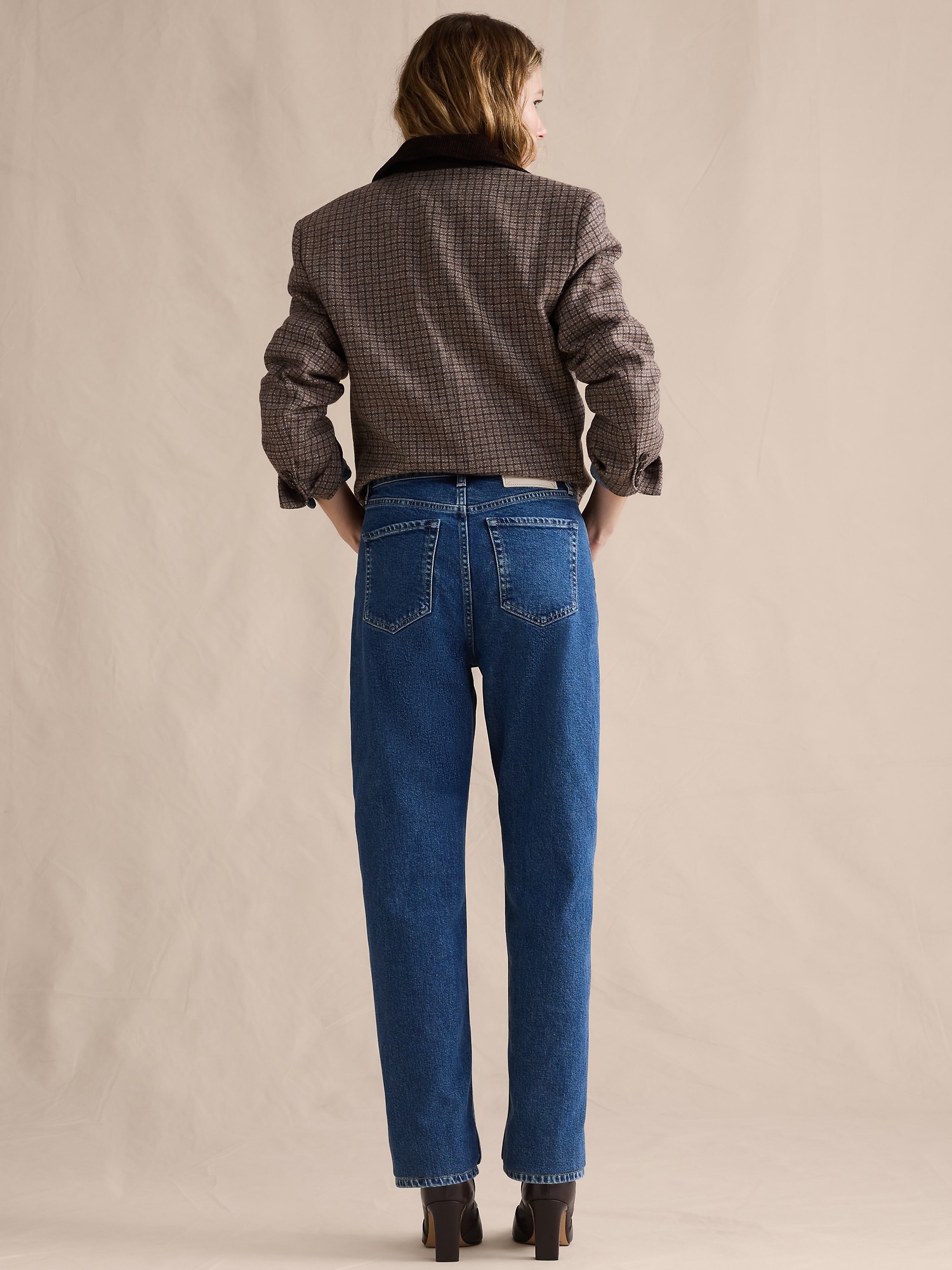 High-Rise 90S Straight Jean